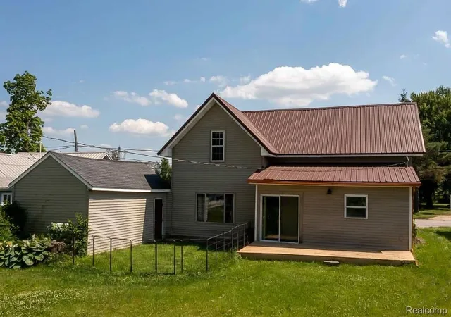 Photo 4 of Single family home for sale at 4026 Main St, Brown City, MI 48416 | MLS# 20261052367 | Listing updated on 2026-08-19