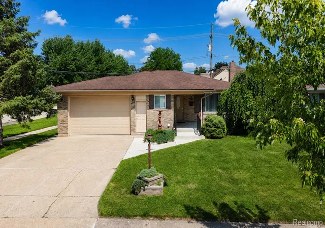 2nd image of 34398 Greentrees Rd, Sterling Heights, MI 48312 | MLS# 20261052375