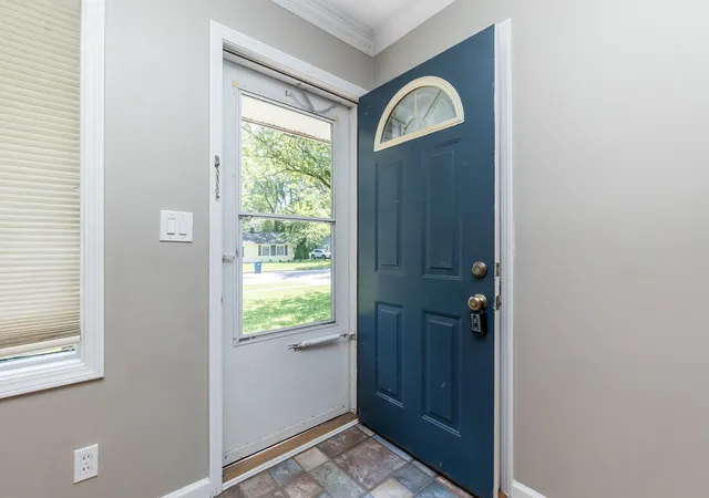 Photo 3 of Single family home for sale at 3593 Oakwood St, Ann Arbor, MI 48104 | MLS# 81026034710 | Listing updated on 2026-08-24
