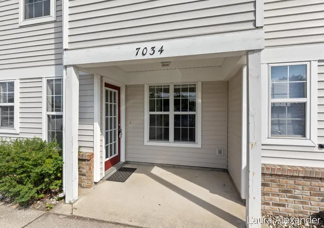 2nd image of 7034 S Cannon Pl Dr Ne #29, Rockford, MI 49341 | MLS# 65026034727