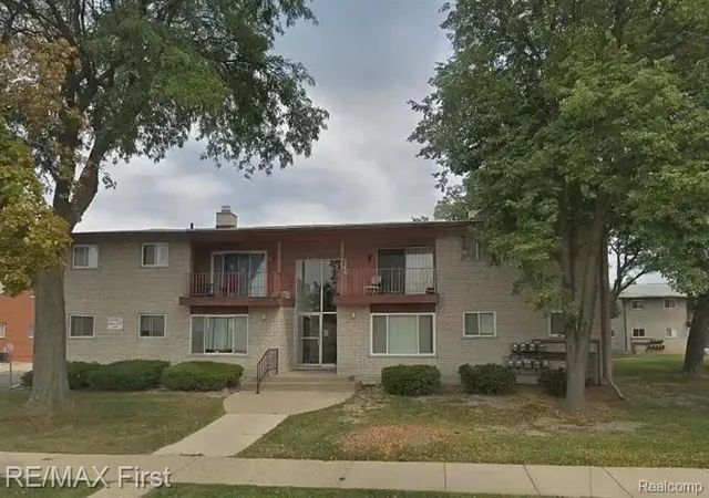 Photo 1 of Condo for sale at 29106 Lund Ave, Warren, MI 48093 | MLS# 20261052402 | Listing updated on 2026-09-18