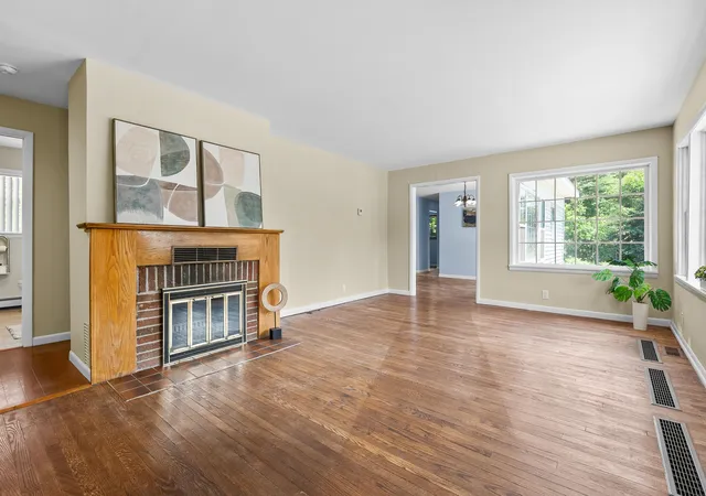 Photo 3 of Single family home for sale at 56776 Red Arrow Hwy, Lawrence, MI 49064 | MLS# 66026034743 | Listing updated on 2026-08-31