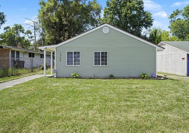 Photo 2 of Single family home for sale at 1848 S Averill Ave, Flint, MI 48503 | MLS# 5050214214 | Listing updated on 2026-07-09