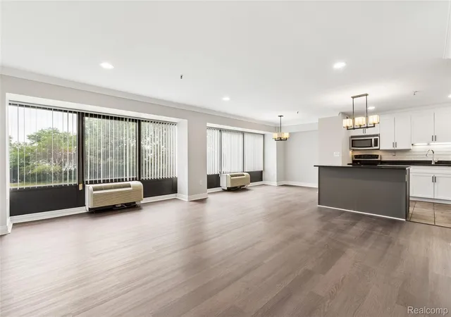 Photo 3 of Condo for sale at 1001 W Jefferson Ave #2a, Detroit, MI 48226 | MLS# 20261052439 | Listing updated on 2026-09-16