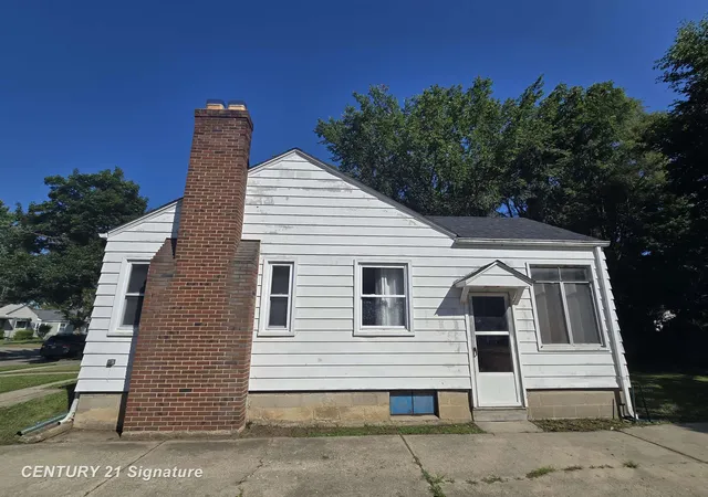 Photo 2 of Single family home for sale at 3406 Gratiot Ave, Flint, MI 48503 | MLS# 5050214220 | Listing updated on 2026-08-31
