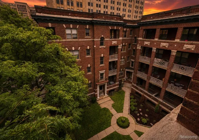 Photo 2 of Condo for sale at 7409 2nd Avenue #32, Detroit, MI 48202 | MLS# 20261052443 | Listing updated on 2026-09-09