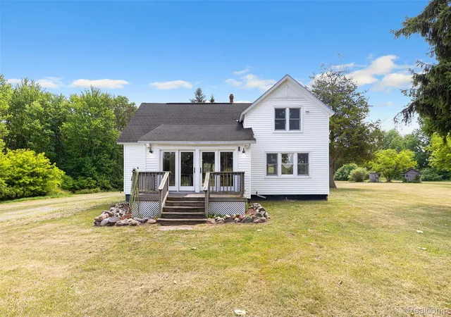 Photo 1 of Single family home for sale at 27901 Brandes Rd, Flat Rock, MI 48134 | MLS# 20261052457 | Listing updated on 2026-07-15