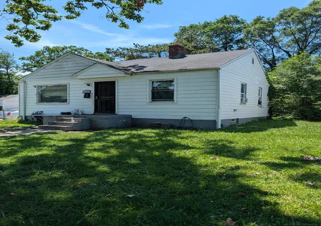 Photo 2 of Single family home for sale at 19605 Justine St, Detroit, MI 48234 | MLS# 58050214228 | Listing updated on 2026-09-17