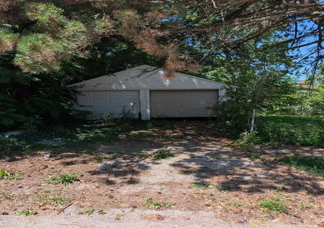 Photo 4 of Single family home for sale at 19605 Justine St, Detroit, MI 48234 | MLS# 58050214228 | Listing updated on 2026-09-17