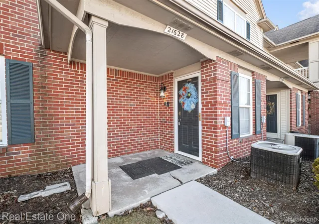 Photo 2 of Condo for sale at 21628 Majestic Dr, Trenton, MI 48183 | MLS# 20261052476 | Listing updated on 2026-07-12