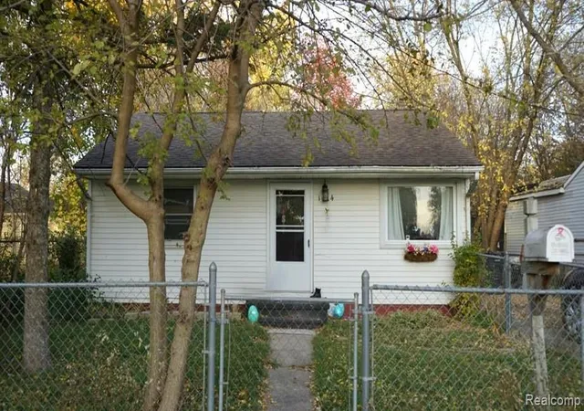 Photo 1 of Single family home for sale at 1414 Earlmoor Blvd, Flint, MI 48506 | MLS# 20261052481 | Listing updated on 2026-07-10