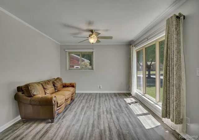 Photo 3 of Single family home for sale at 615 Lincoln St, Lapeer, MI 48446 | MLS# 20261052489 | Listing updated on 2026-08-19