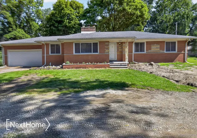 Photo 1 of Sale Pending at 33950 Ecorse Rd, Romulus, MI 48174 | MLS# 20261052495 | Listing updated on 2026-08-19