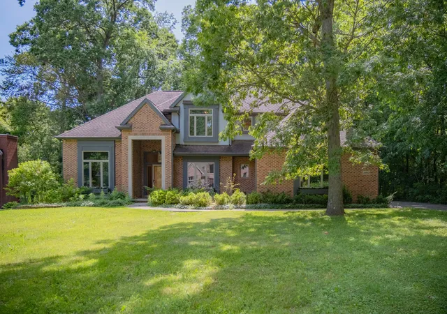 Photo 2 of Single family home for sale at 380 Wild Fox Ct, Ann Arbor, MI 48103 | MLS# 81026034827 | Listing updated on 2026-09-16