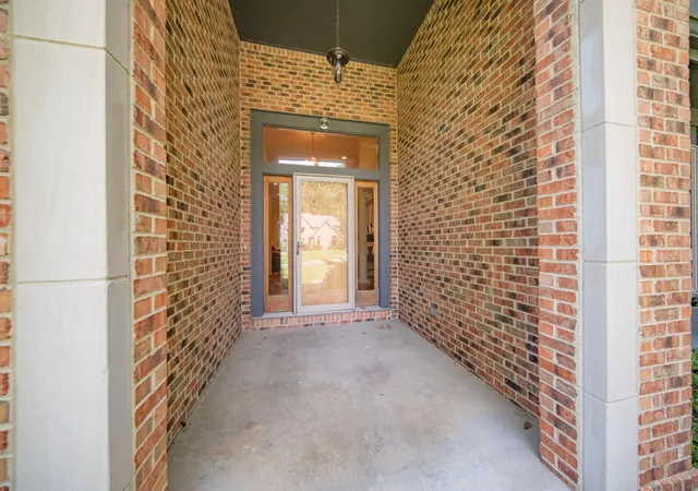 Photo 3 of Single family home for sale at 380 Wild Fox Ct, Ann Arbor, MI 48103 | MLS# 81026034827 | Listing updated on 2026-09-16