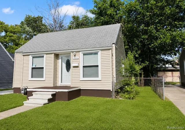 Photo 2 of Single family home for sale at 8650 Auburn St, Detroit, MI 48228 | MLS# 20261052540 | Listing updated on 2026-10-08