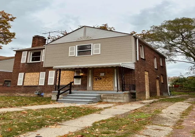 Photo 2 of Single family home for sale at 20014 Hull St, Highland Park, MI 48203 | MLS# 20261052552 | Listing updated on 2026-09-01