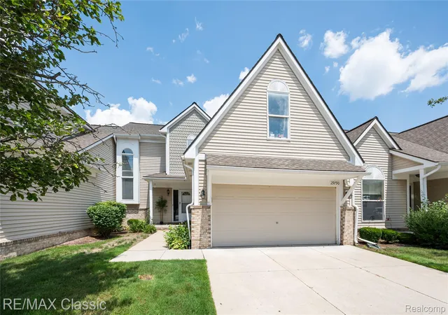 Photo 1 of Condo for sale at 29790 Palmer Ct, Farmington Hills, MI 48336 | MLS# 20261052558 | Listing updated on 2026-09-02
