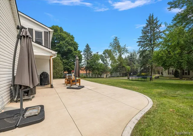 Photo 3 of Single family home for sale at 3365 Maybee Rd, Lake Orion, MI 48359 | MLS# 20261052578 | Listing updated on 2026-10-03
