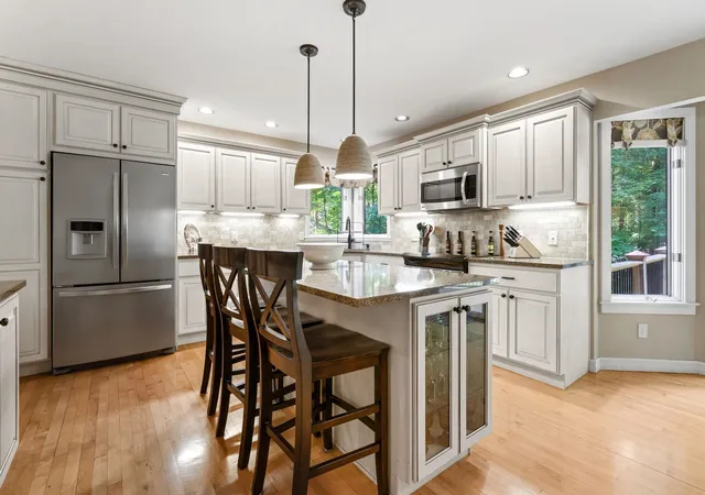 2nd image of 3675 Village Circle Dr, Traverse City, MI 49686 | MLS# 78080070862