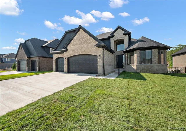 4th image of 24462 Sawgrass Dr, Macomb, MI 48042 | MLS# 20261052586