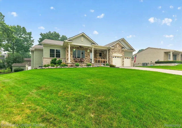 2nd image of 6169 Bay Ct, Waterford, MI 48327 | MLS# 20261052601