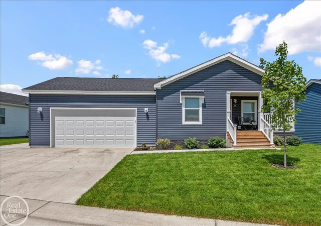 2nd image of 184 Riviera Dr, Oxford, MI 48371 | MLS# 58050214279
