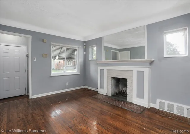 Photo 4 of Single family home for sale at 15431 Cruse St, Detroit, MI 48227 | MLS# 20261052616 | Listing updated on 2026-09-15