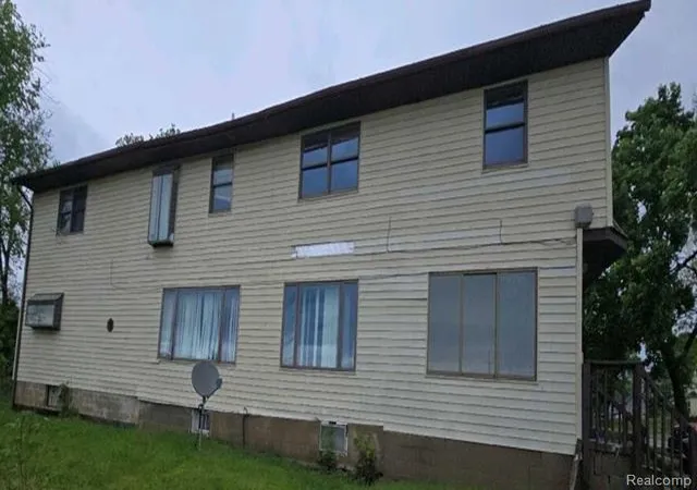 Photo 3 of Single family home for sale at 1210 Deyo St, Jackson, MI 49201 | MLS# 20261052642 | Listing updated on 2026-09-29
