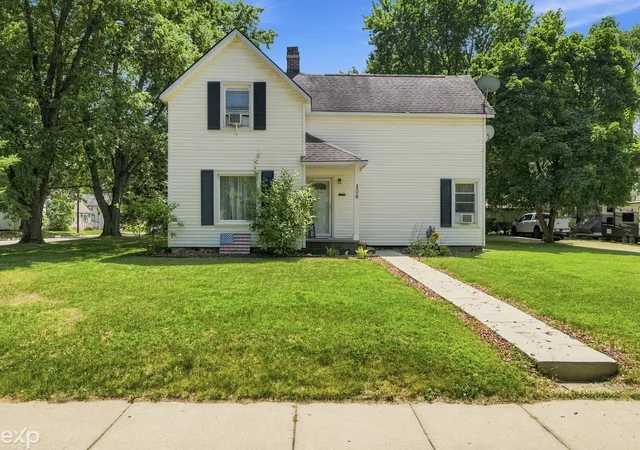 Photo 1 of Sale Pending at 206 E Wood St, Yale, MI 48097 | MLS# 58050214300 | Listing updated on 2026-08-27