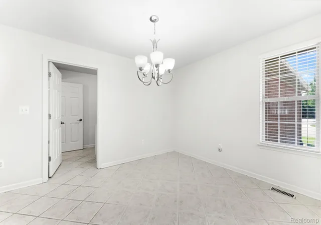 5th image of 17437 Averhill Blvd, Macomb, MI 48042 | MLS# 20261052647
