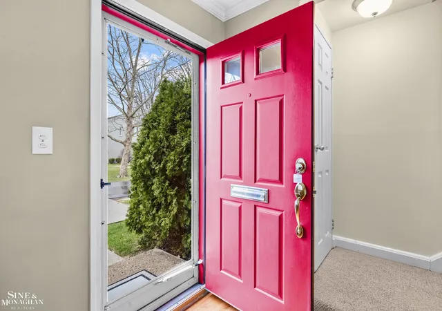 Photo 2 of Condo for sale at 716 Graefield Ct, Birmingham, MI 48009 | MLS# 58050214301 | Listing updated on 2026-08-22