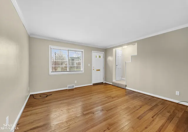 Listing Photo 3 - Condo for sale in building located at 716 Graefield Ct, Birmingham, MI 48009