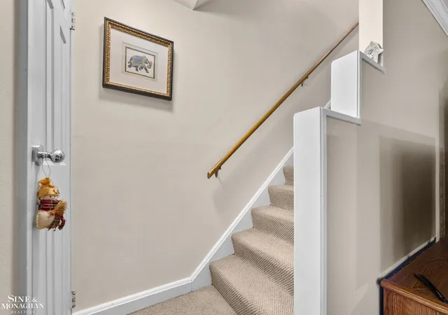Listing Photo 5 - Condo for sale in building located at 716 Graefield Ct, Birmingham, MI 48009