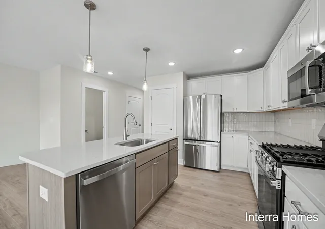 Photo 3 of Condo for sale at 916 Indiana Ave #15, South Haven, MI 49090 | MLS# 69026034946 | Listing updated on 2026-09-16