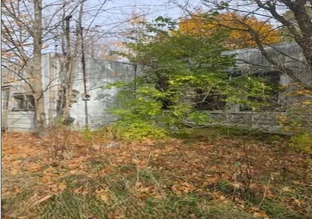 3rd image of 10044 8 Mile Rd, Ceresco, MI 49033 | MLS# 62026034941