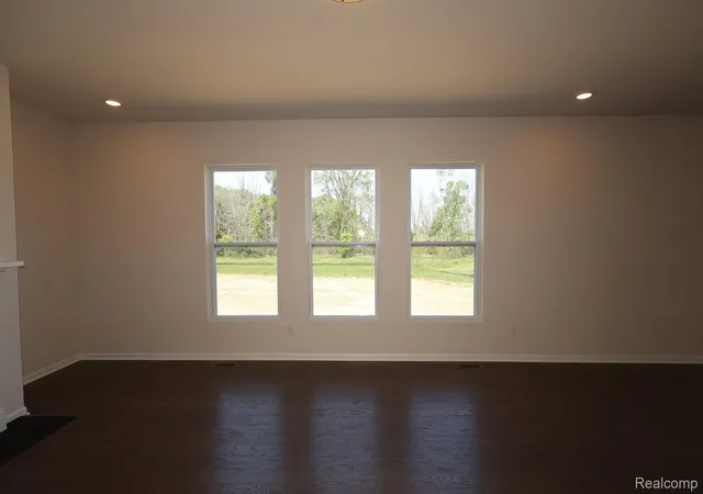 5th image of 27117 Silo Dr, Saline City Washtenaw, MI 48176 | MLS# 20261052686
