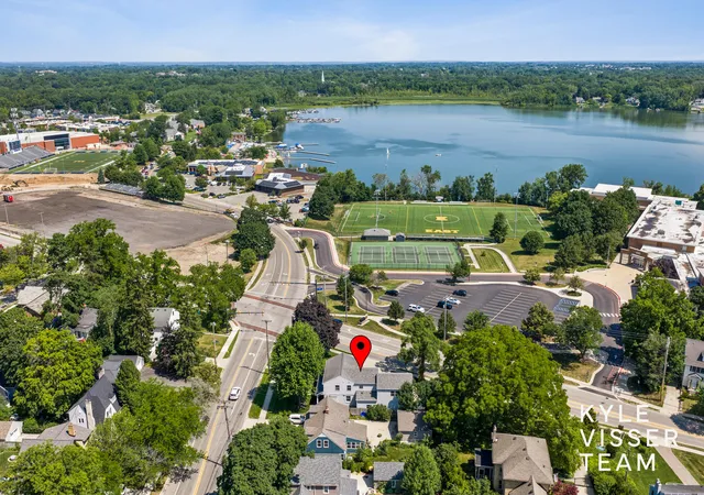 Photo 45 of Single family home for sale at 2412 Lake Dr Se, Grand Rapids, MI 49506 | MLS# 65026034960 | Listing updated on 2026-07-16