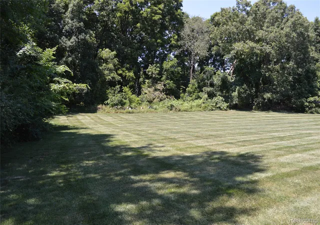 Photo 28 of Single family home for sale at 10055 Walnut Hl Dr, Davisburg, MI 48350 | MLS# 20261052702 | Listing updated on 2026-09-05