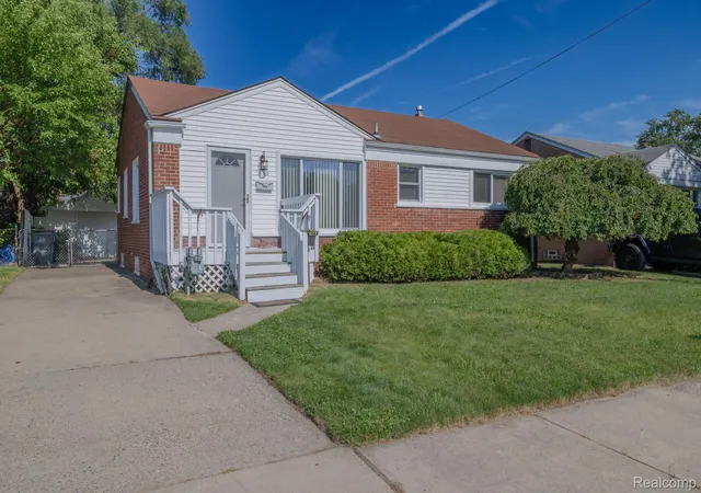 Photo 3 of Single family home for sale at 1455 Jeffrey Ln, Inkster, MI 48141 | MLS# 20261052718 | Listing updated on 2026-07-25