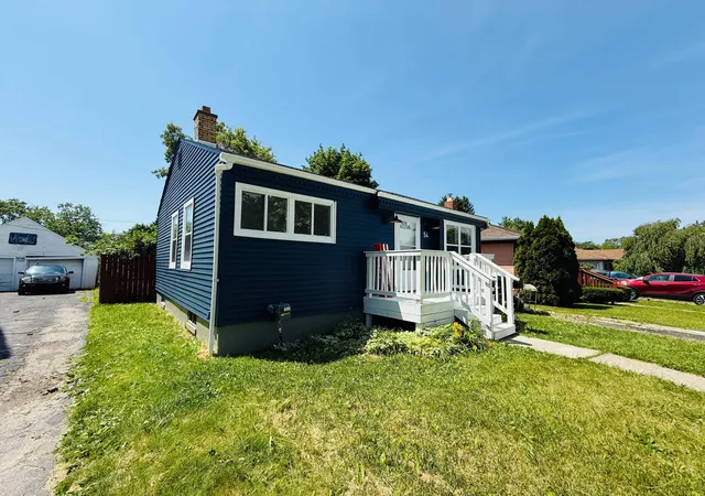 Photo 3 of Single family home for sale at 54 E Fairmount Ave, Pontiac, MI 48340 | MLS# 81026034979 | Listing updated on 2026-09-10