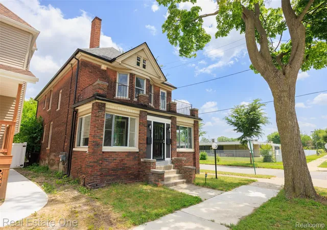 Photo 2 of Single family home for sale at 3402 Townsend St, Detroit, MI 48214 | MLS# 20261052740 | Listing updated on 2026-09-02