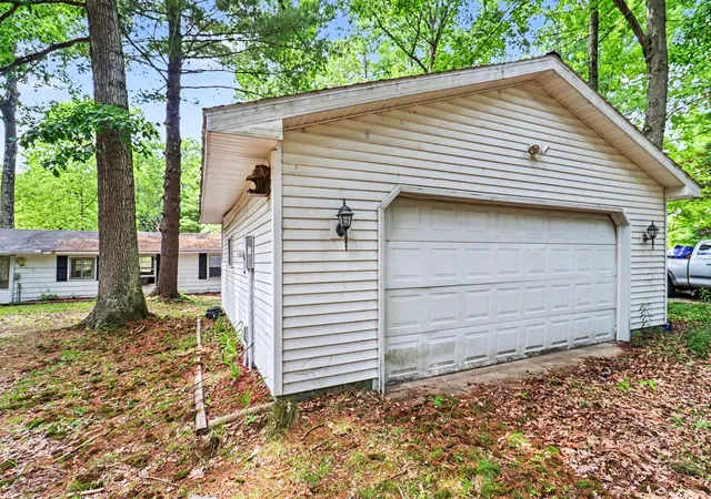 15th image of 1321 W Channel Dr, Bitely, MI 49309 | MLS# 72026034992