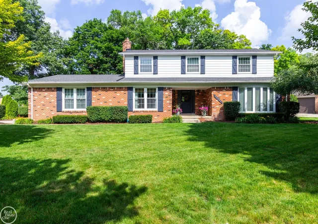 Photo 1 of Sale Pending at 52203 Belle Arbor Dr, Shelby Township, MI 48316 | MLS# 58050214328 | Listing updated on 2026-07-22