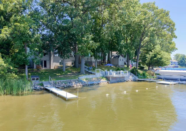 Photo 3 of Single family home for sale at 61763 Crestlane Dr, Sturgis, MI 49091 | MLS# 69026034997 | Listing updated on 2026-08-17