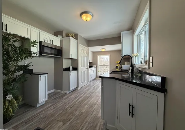 Photo 2 of Single family home for sale at 727 13th Street, Port Huron, MI 48060 | MLS# 58050214329 | Listing updated on 2026-07-30