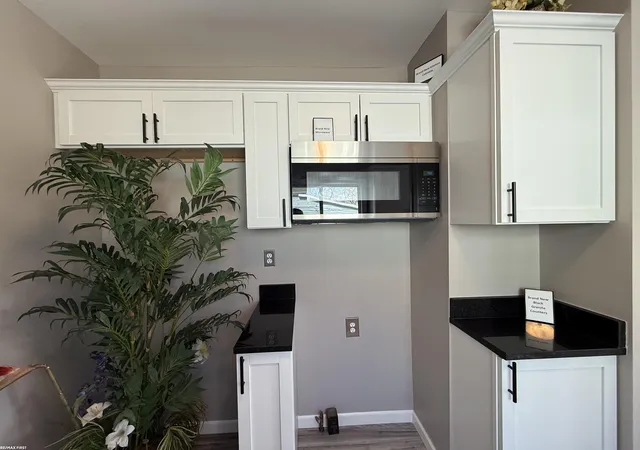 Photo 3 of Single family home for sale at 727 13th Street, Port Huron, MI 48060 | MLS# 58050214329 | Listing updated on 2026-07-30