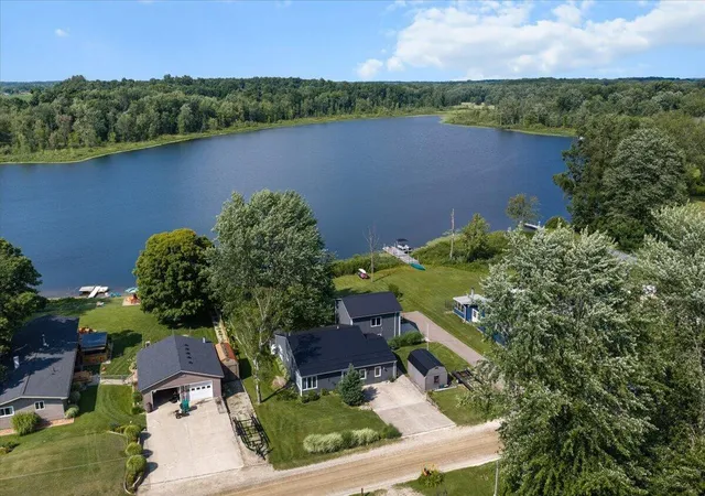 Photo 3 of Single family home for sale at 2681 Lower Lake Rd, Hastings, MI 49058 | MLS# 65026035010 | Listing updated on 2026-09-18