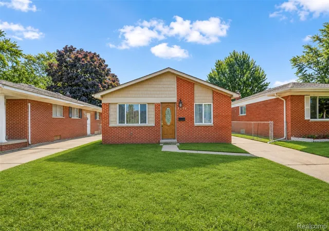 Photo 2 of Single family home for sale at 6871 Troy St, Taylor, MI 48180 | MLS# 20261052761 | Listing updated on 2026-08-03