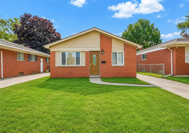 Photo 3 of Single family home for sale at 6871 Troy St, Taylor, MI 48180 | MLS# 20261052761 | Listing updated on 2026-08-03